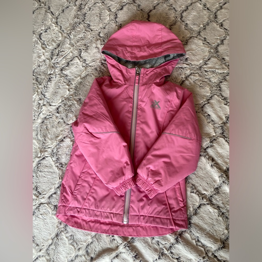 Fleece lined Girls Pink winter coat size 5. Great condition